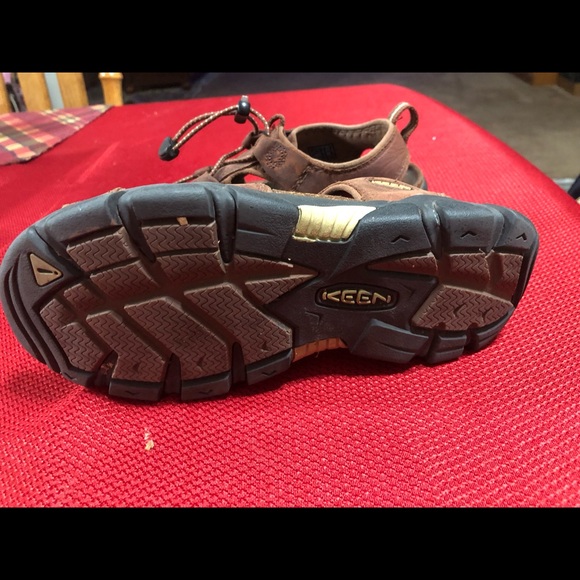 Keen hiking sandals good condition - Picture 3 of 4